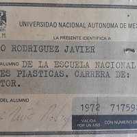 1970 - Estudió arte en la Academia de San Carlos, en la Ciudad de México.